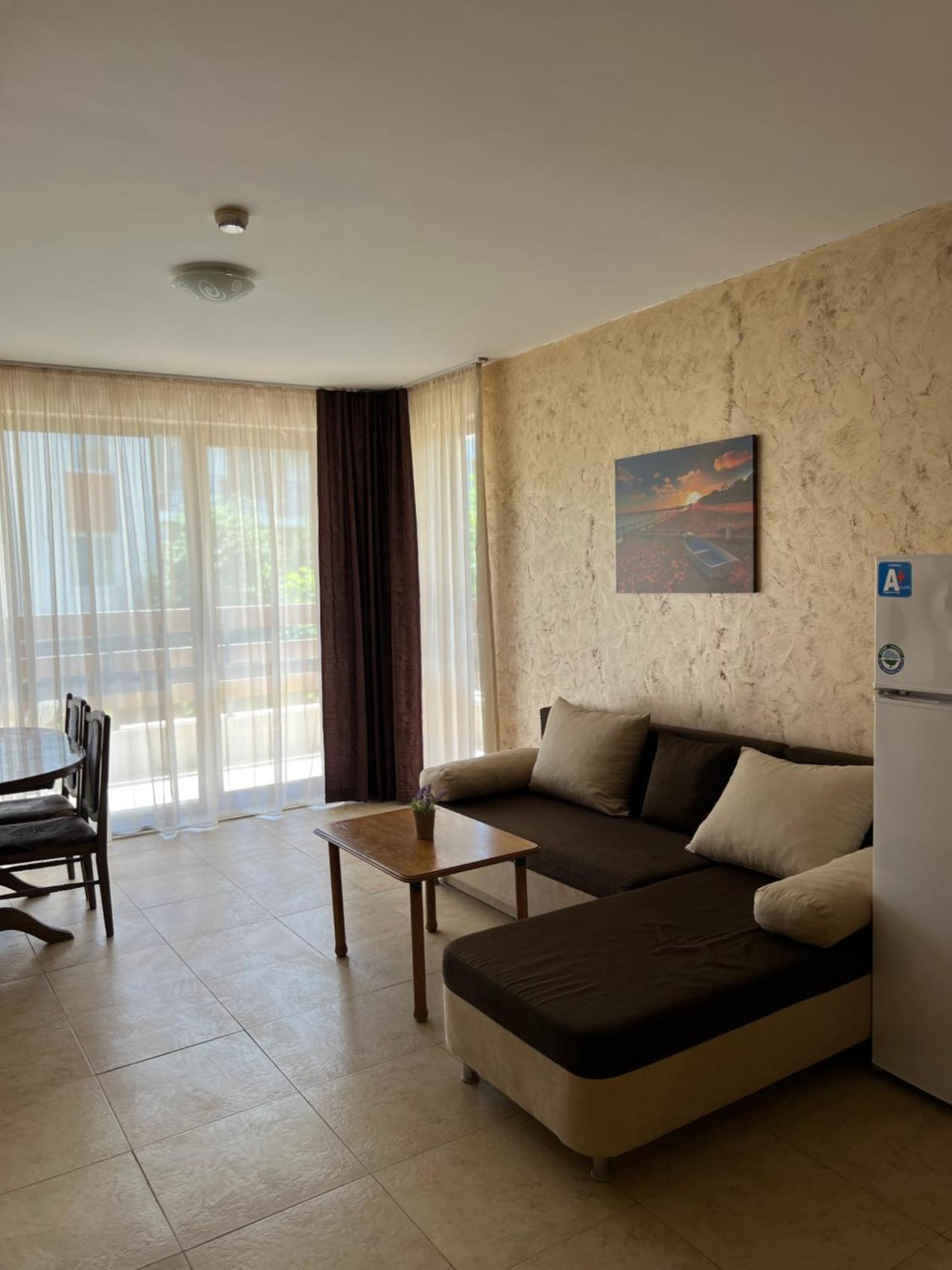 Apartment Robinson Beach Elenite First Line Sveti Vlas Extérieur photo